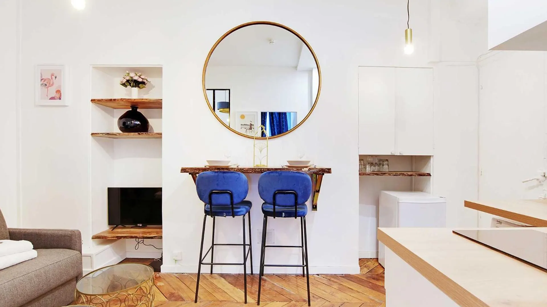 Chic Parisian Retreat Alexandre Dumas 2C Daire Fransa
